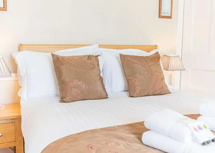 Southfield Is A Spacious Period Five Bed, Four Bath With Parking Kendal