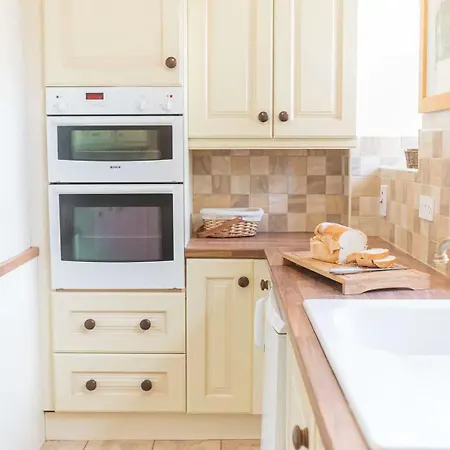 Southfield Is A Spacious Period Five Bed, Four Bath With Parking * Kendal